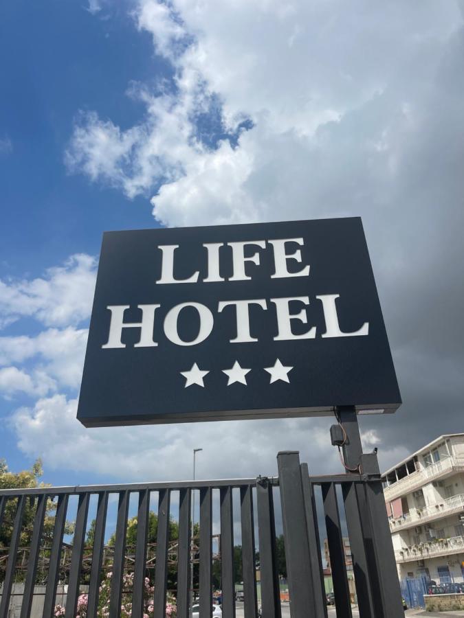 Life Hotel กาซัลนูโอโว ดี นาโปลี ภายนอก รูปภาพ
