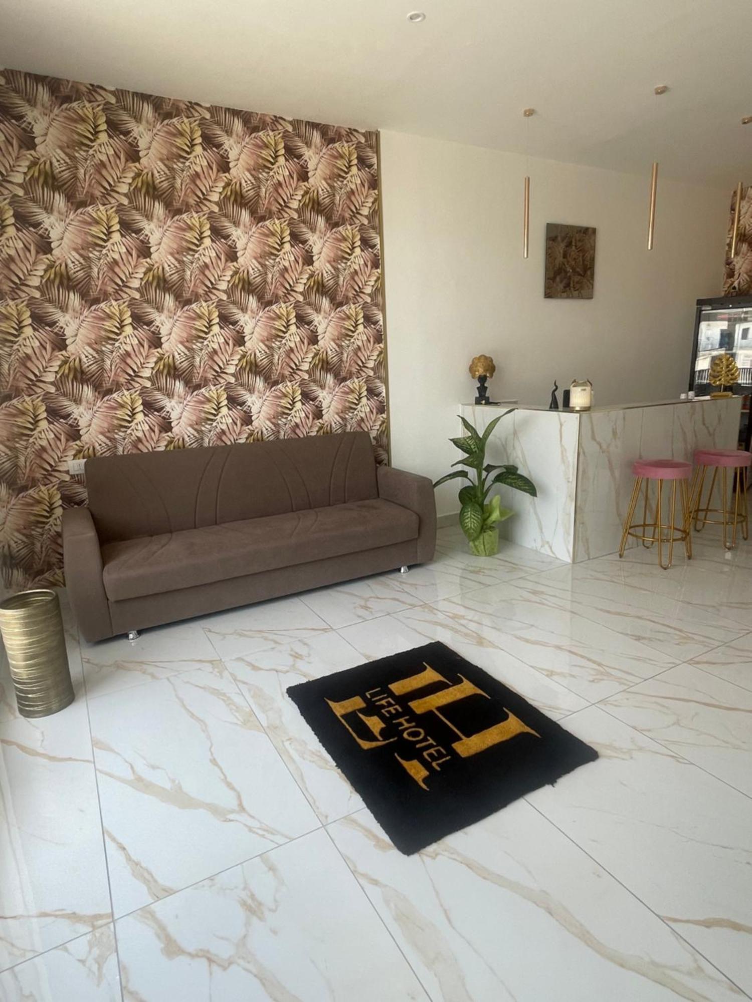 Life Hotel กาซัลนูโอโว ดี นาโปลี ภายนอก รูปภาพ
